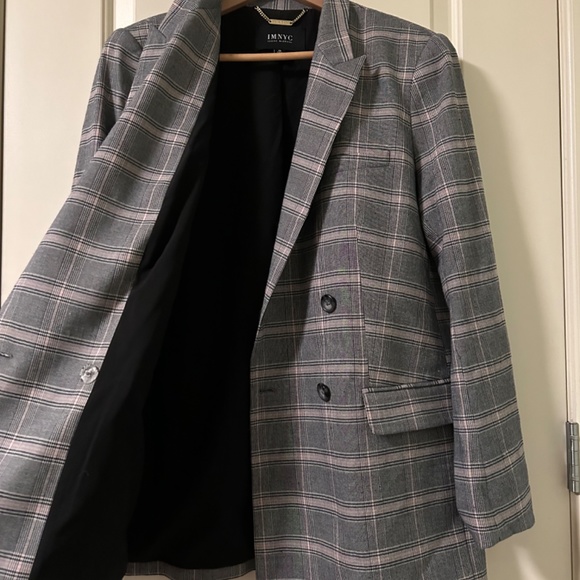 Isaac Mizrahi Grey Blazer (size 12) - Picture 2 of 3